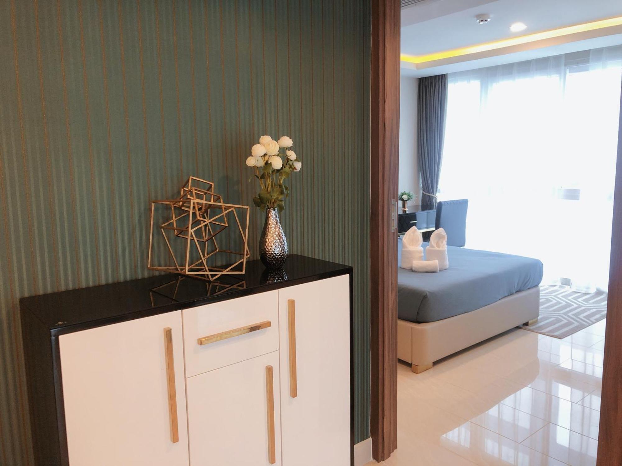 Centara Avenue Residence By Daisy Pattaya 1 Extérieur photo