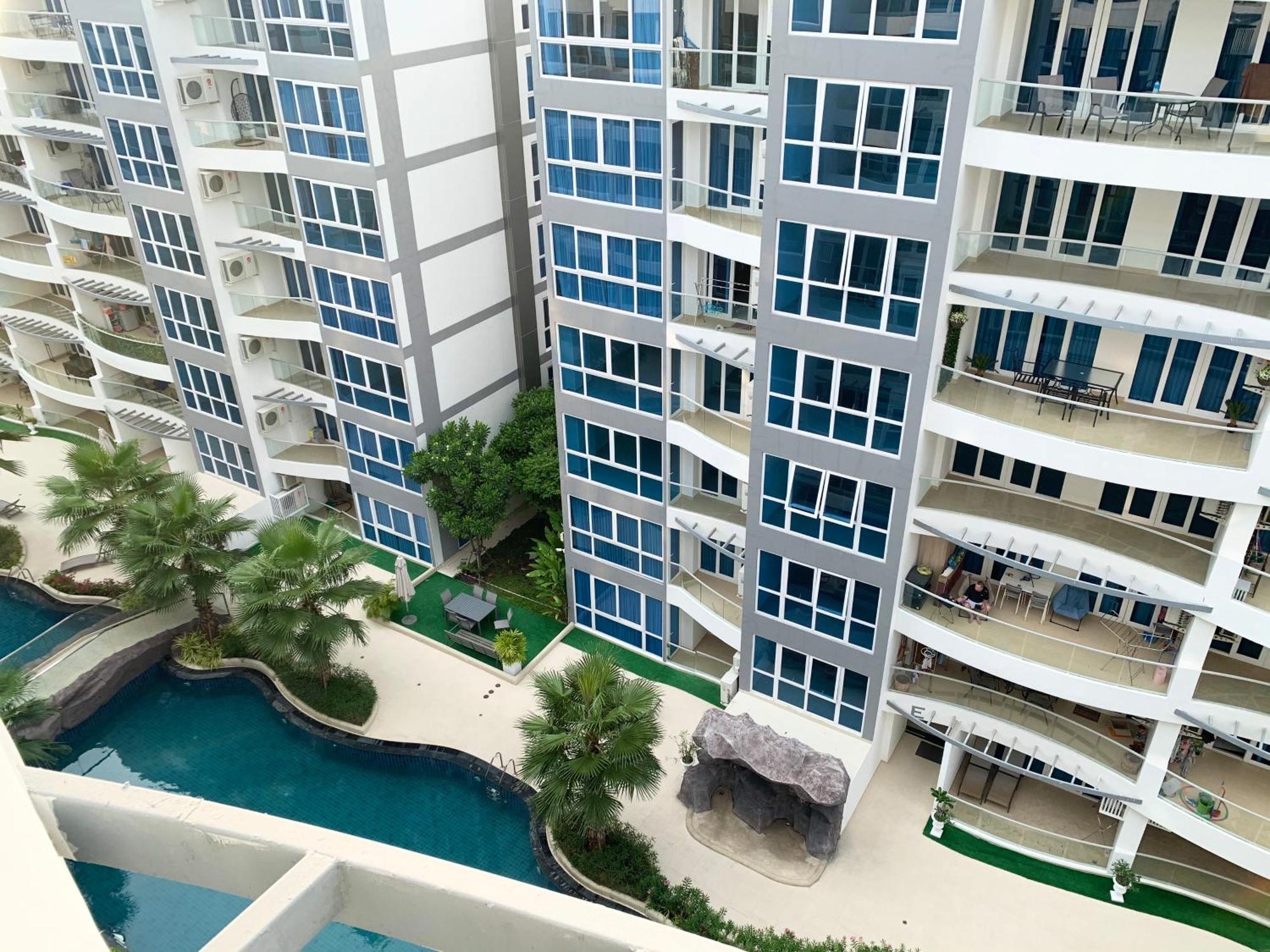 Centara Avenue Residence By Daisy Pattaya 1 Extérieur photo